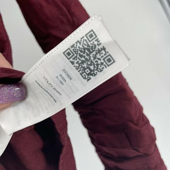 True Religion Utility Shirt Womens XS Burgundy Long Sleeve Roll Tab Button Up - Picture 9 of 9